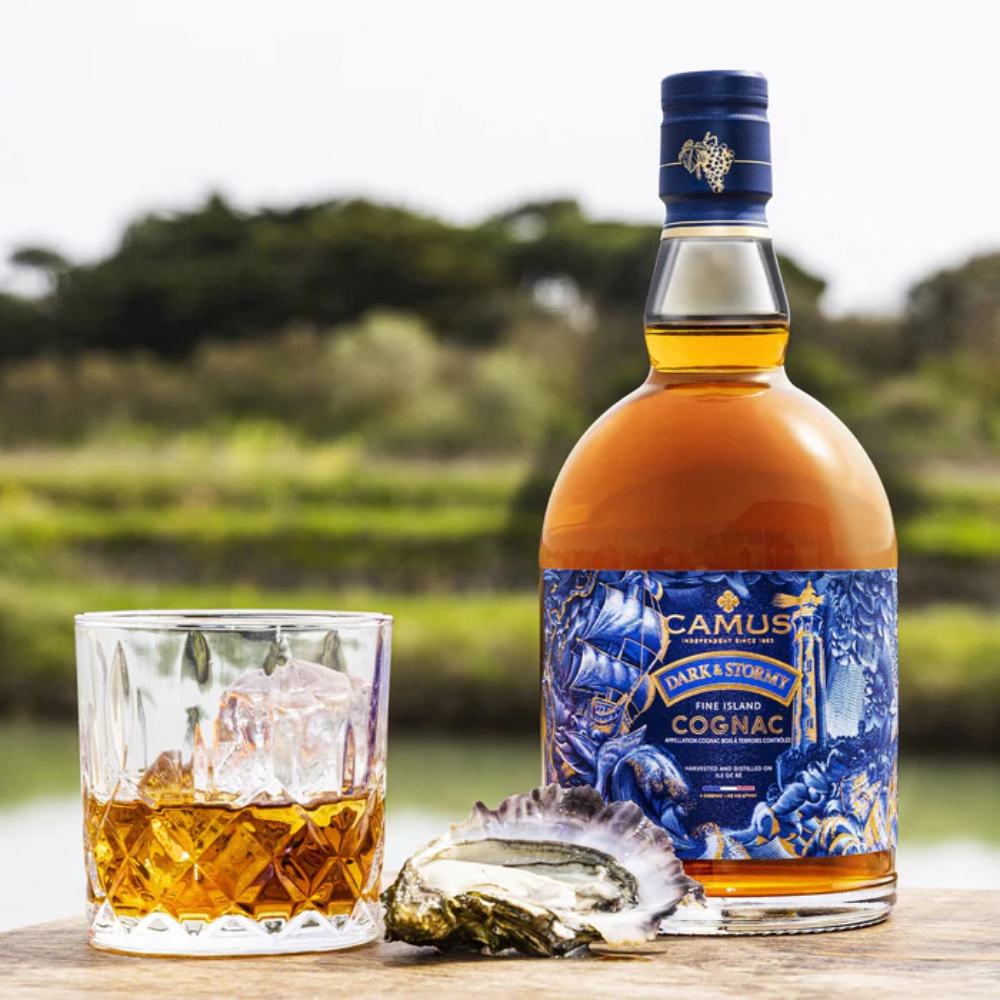 カミュエクストラダーク Camus Extra Dark & Intense Cognac (700ml カミュエクストラダーク Camus Extra Dark & Intense Cognac (700ml